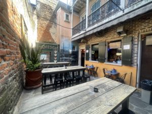 Finnegan's Easy Courtyard Bar